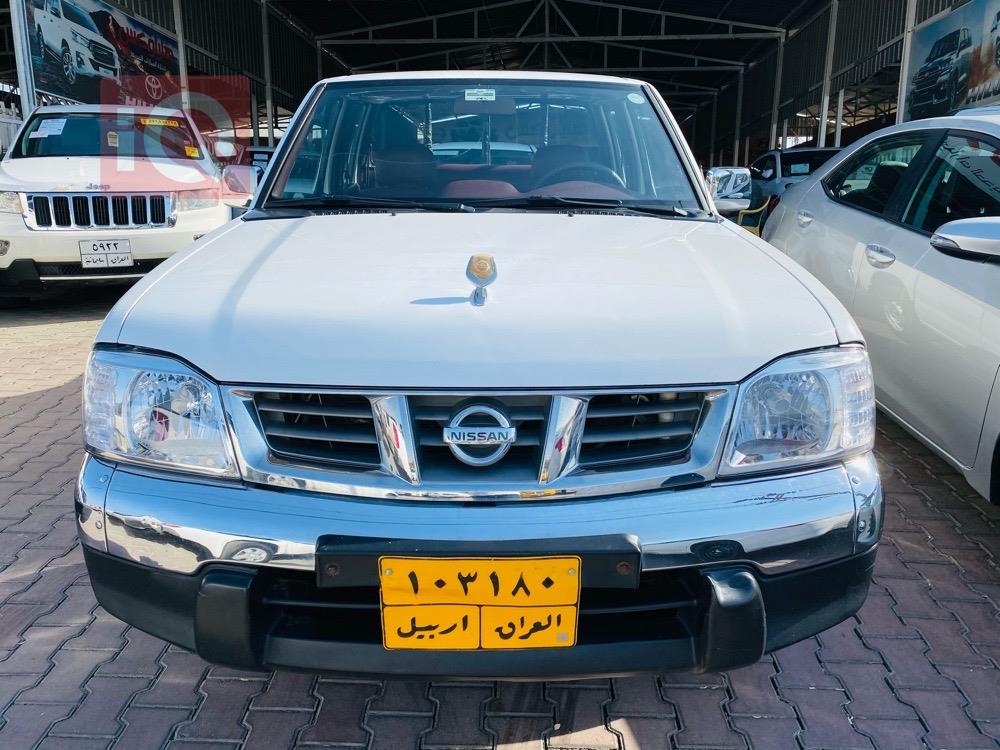 نيسان بيك اب